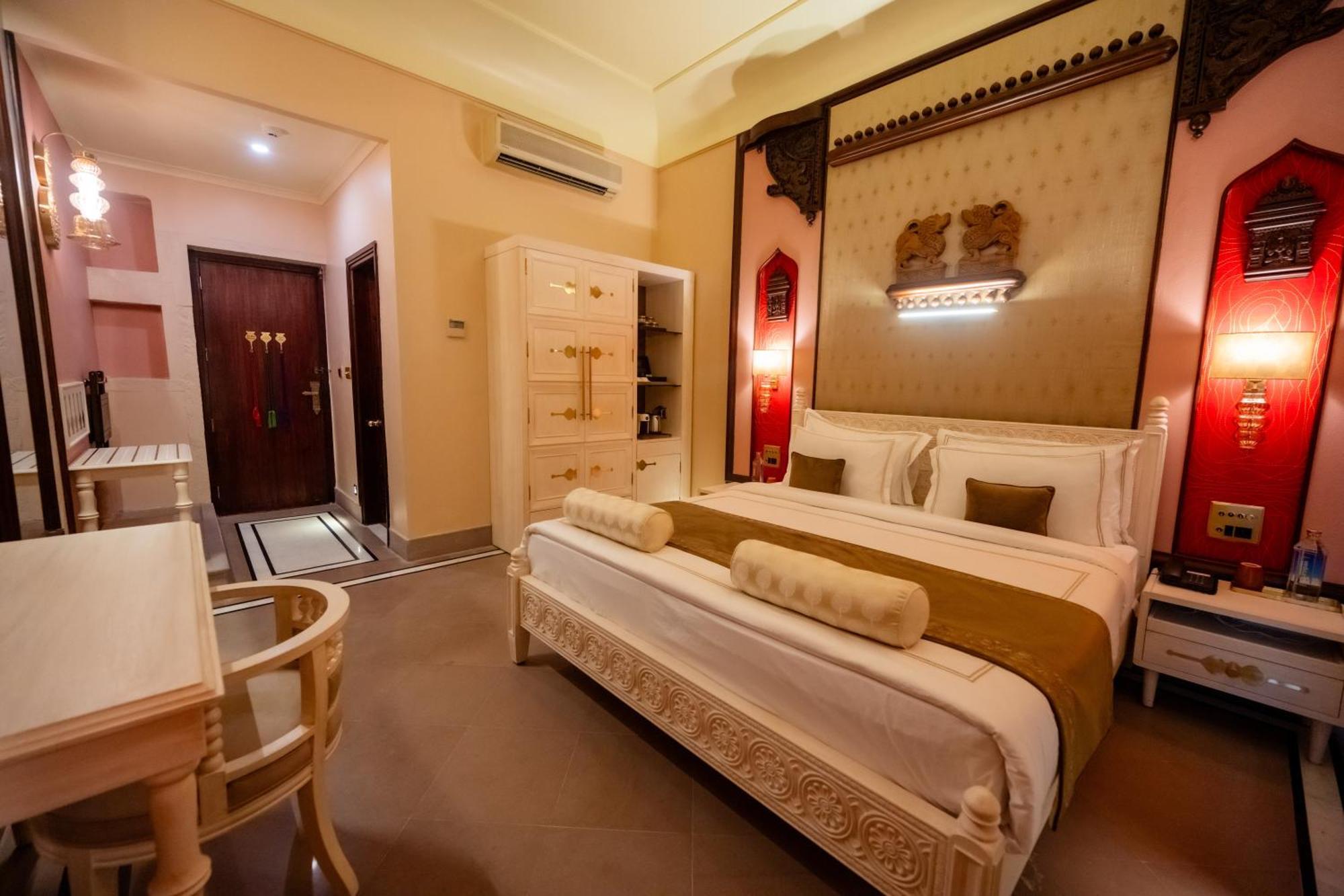 Brijrama Palace, Varanasi - By The Ganges Екстериор снимка
